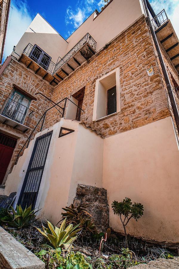 Casa Lerux Hotel Agrigento Buitenkant foto